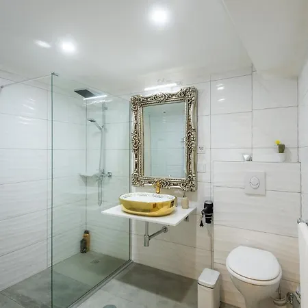 Le Vingale Funchal (Madeira)